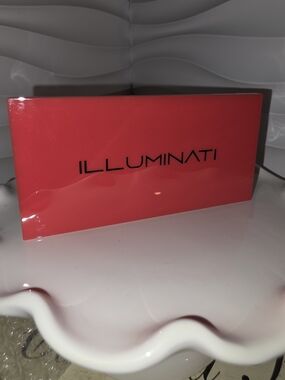 Illuminati Eyeshadow Palette - Neon Peach